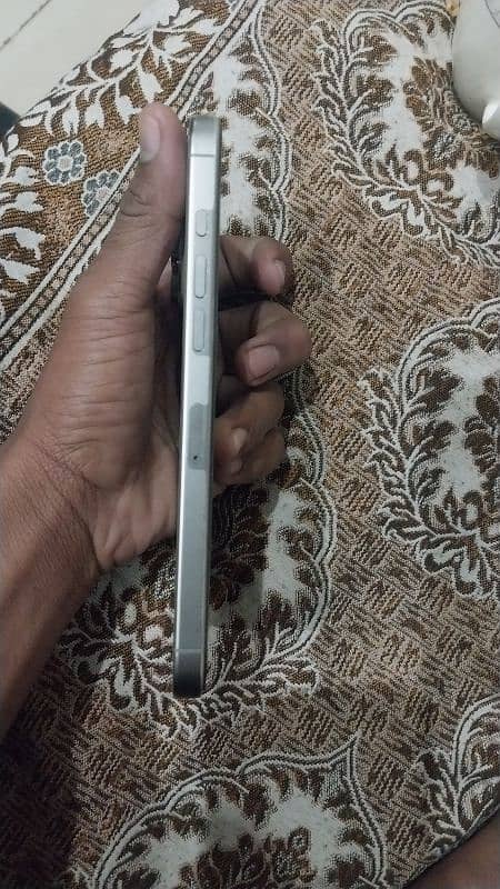 iphone 16 pro max 256 natural non pta 1