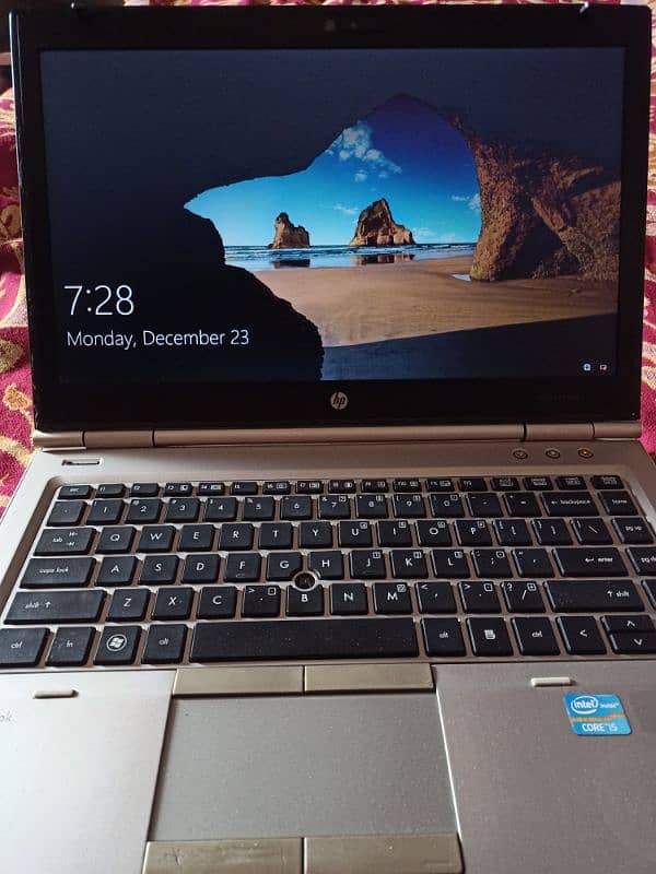 HP Elitebook Laptop Urgent sale 2