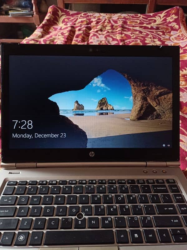 HP Elitebook Laptop Urgent sale 3