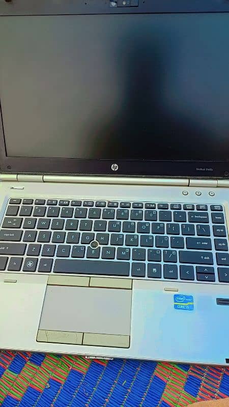 HP Elitebook Laptop Urgent sale 8