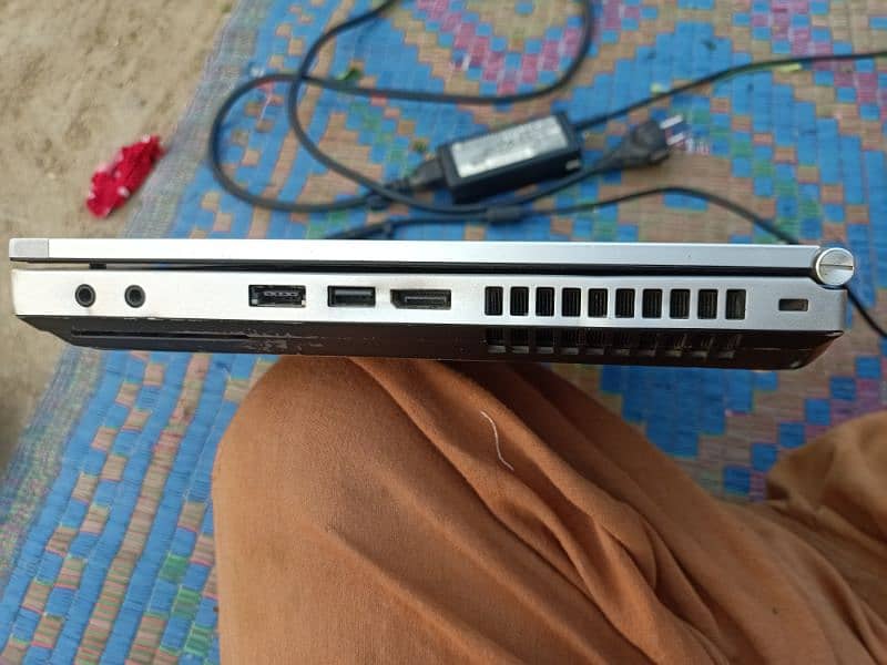 HP Elitebook Laptop Urgent sale 10