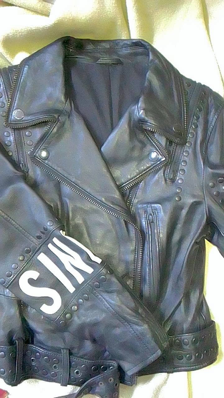 Stylish Pure black leather jacket 5