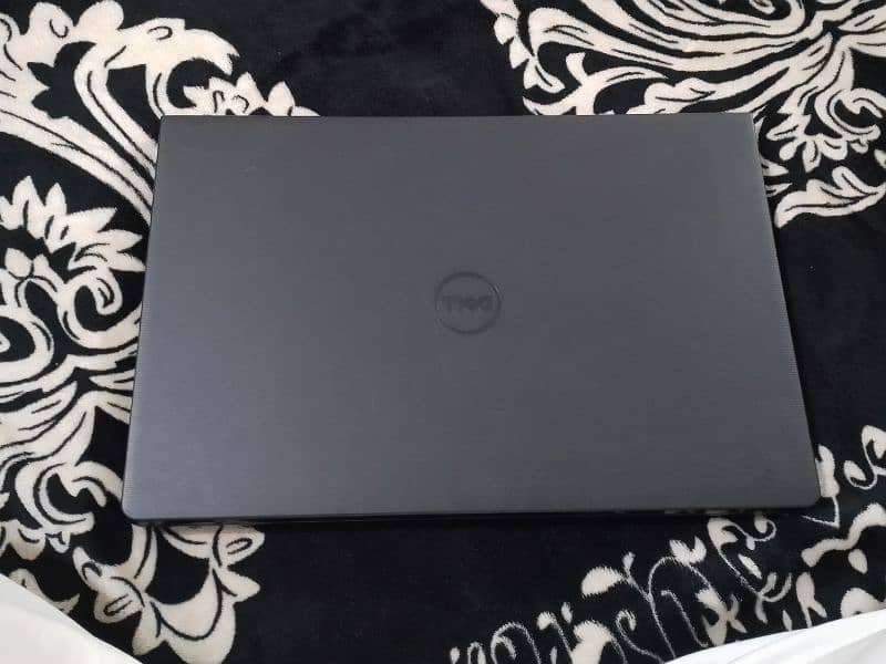 Dell Laptop i3 5th generation 8gb ram 120gb ssd 5