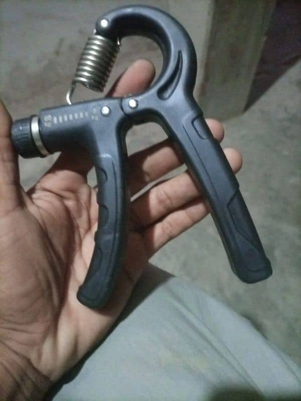 Hand Gripper Exerciser 7