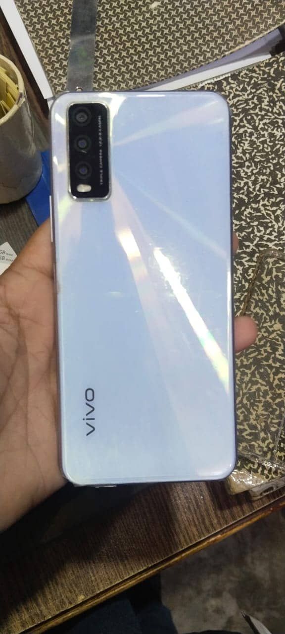 Vivo Y20 7