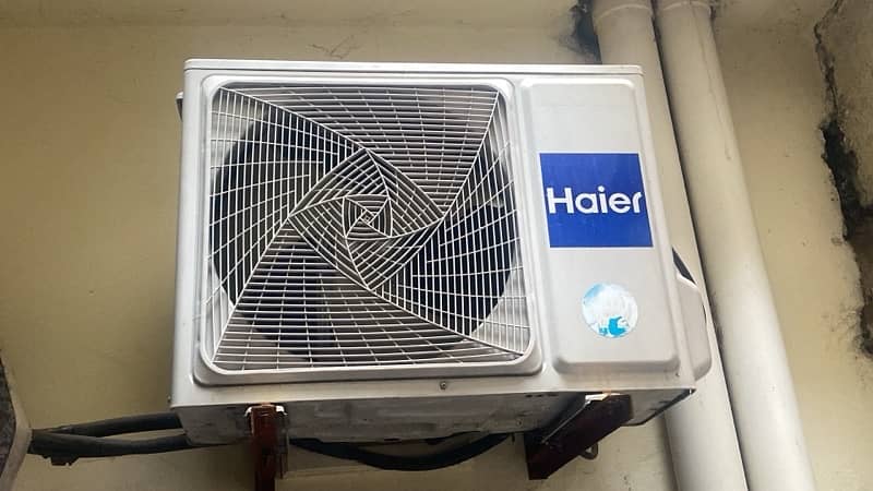 Haier Invertor  AC 1 ton in a perfect Condition 1