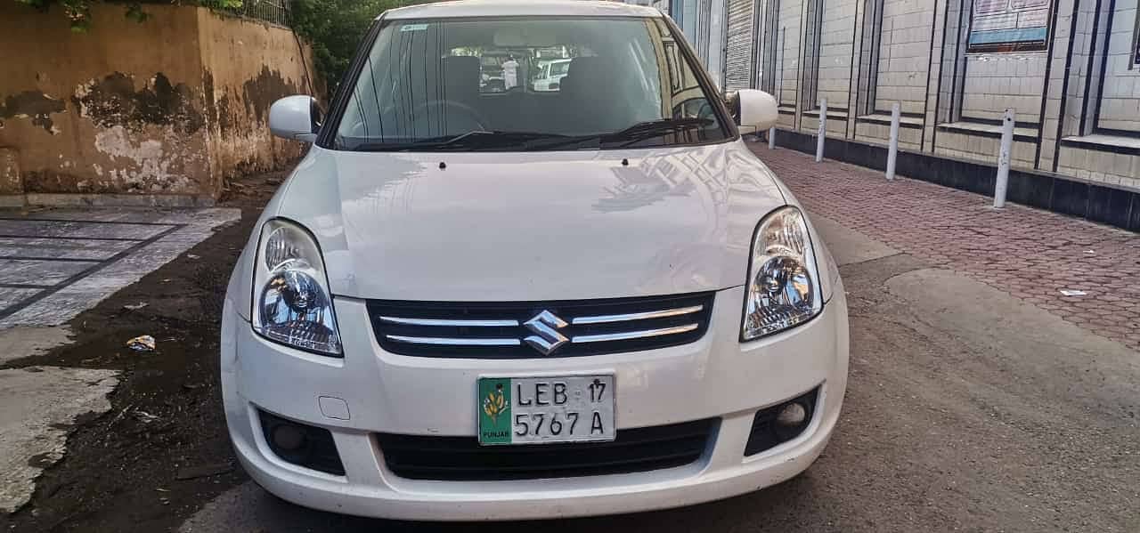 Suzuki Swift DLX 2017 0