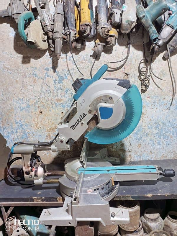 makita miter saw 2