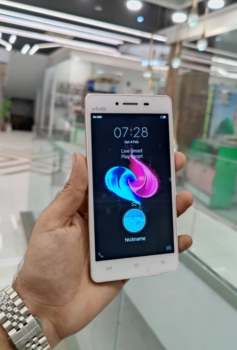 Vivo y51 condition 10/10 Pta approved 1