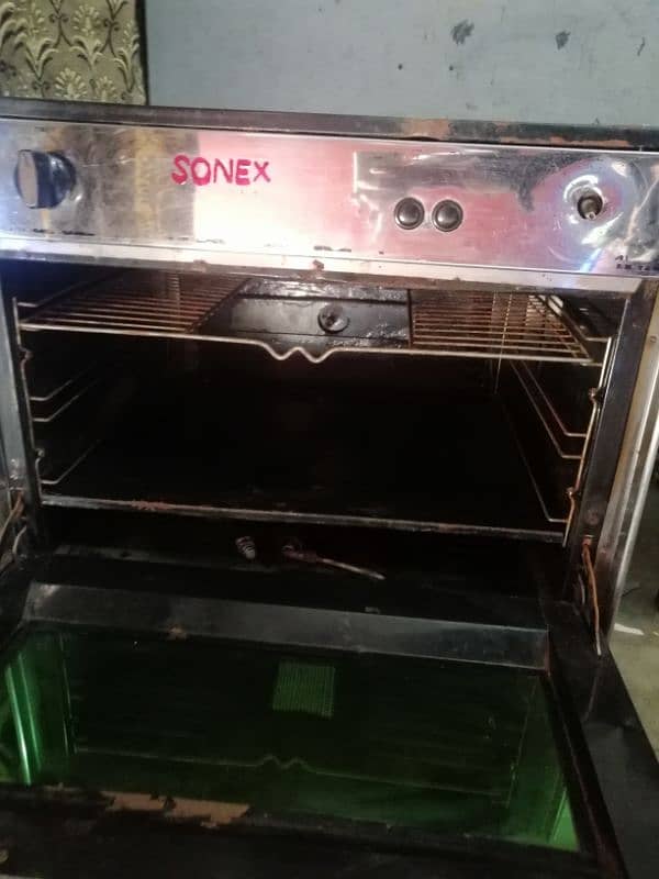 used Sonex gas oven in low price 2