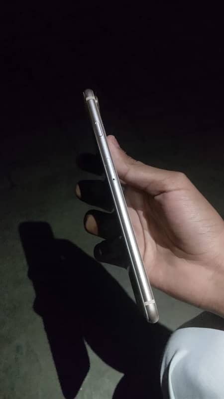 iPhone 8 Plus ha 1 fault ha back ni ha  non pta 1