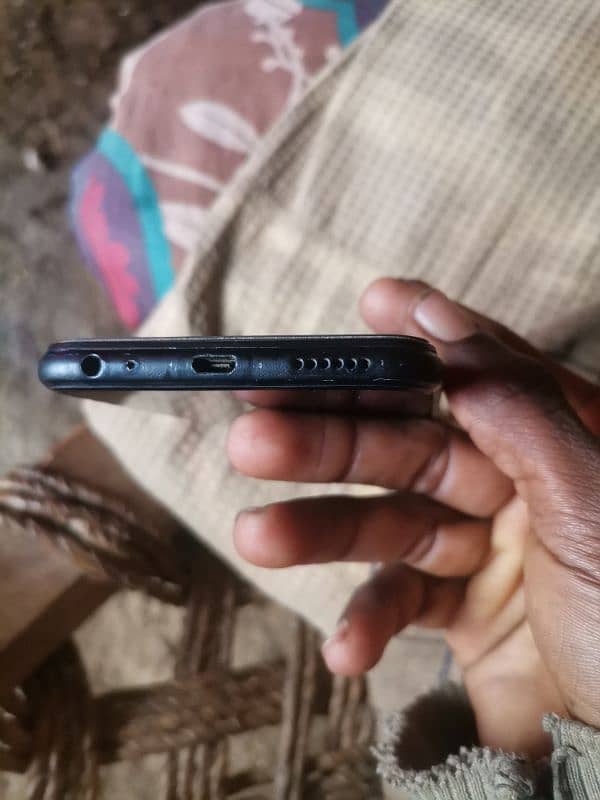 Vivo y11 for sale 4