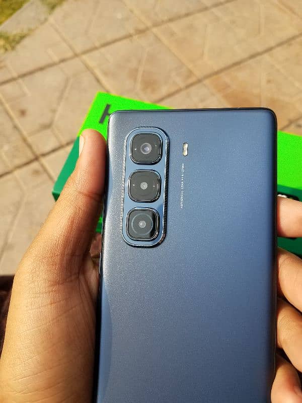 infinix hot50pro+ with all accessories 1