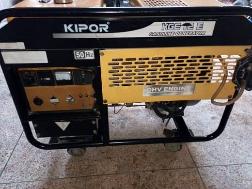 9.5 KVA Generator in running condition Whatsapp 03109541261 5