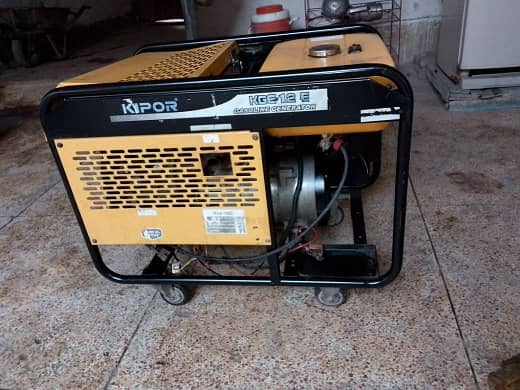 9.5 KVA Generator in running condition Whatsapp 03109541261 11