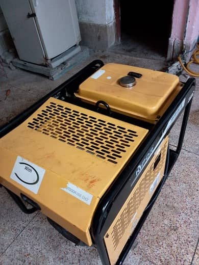 9.5 KVA Generator in running condition Whatsapp 03109541261 13