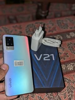 Vivo v21