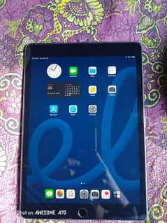 I pad 7 generation condition 10 Vin 9 rom 32gb PUBG mobile 60fps