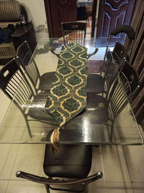 6 Seater Table with Glass top 3