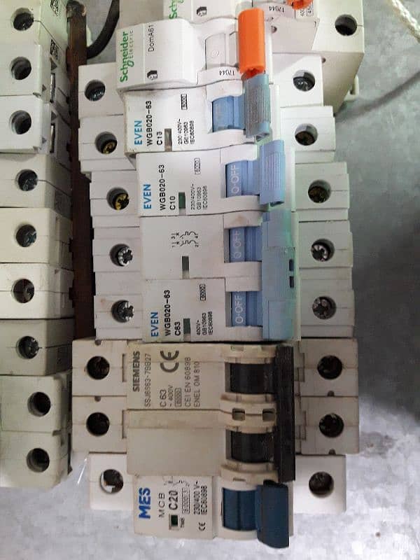 circuit breakers mix 33pcs 2