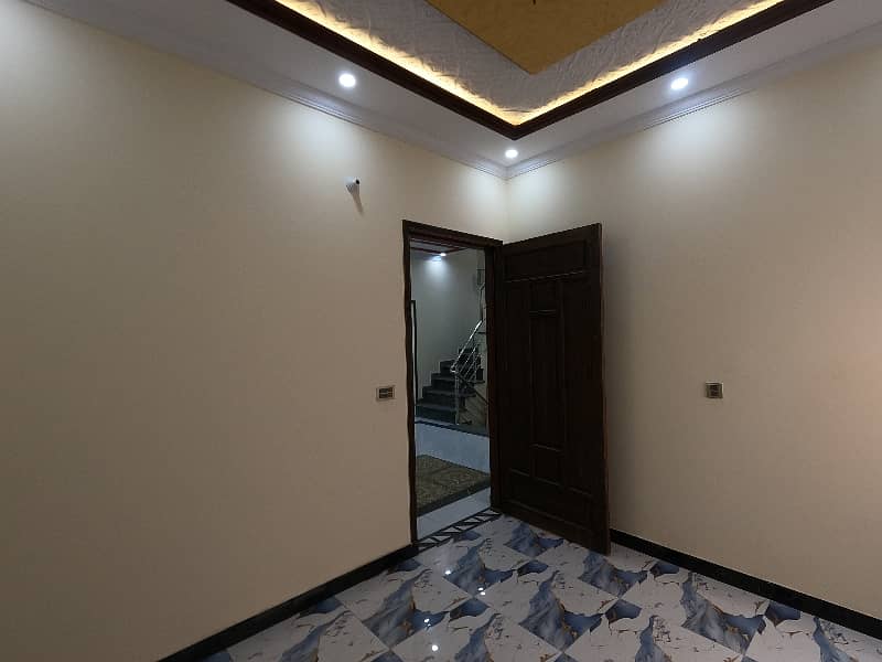 Prime Location 4 Marla House For Sale Is Available In Zubaida Park 28