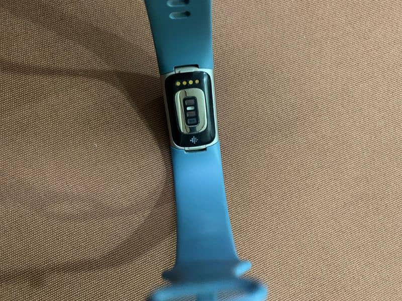 Fitbit smart watch 7