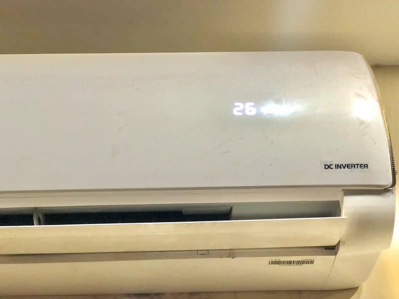 TCL 1.5 tonn Inverter SPLIT FOR SALE URGENTLY! 1