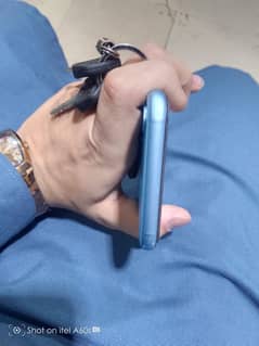 iPhone XR jv 128 jb sky blue colour