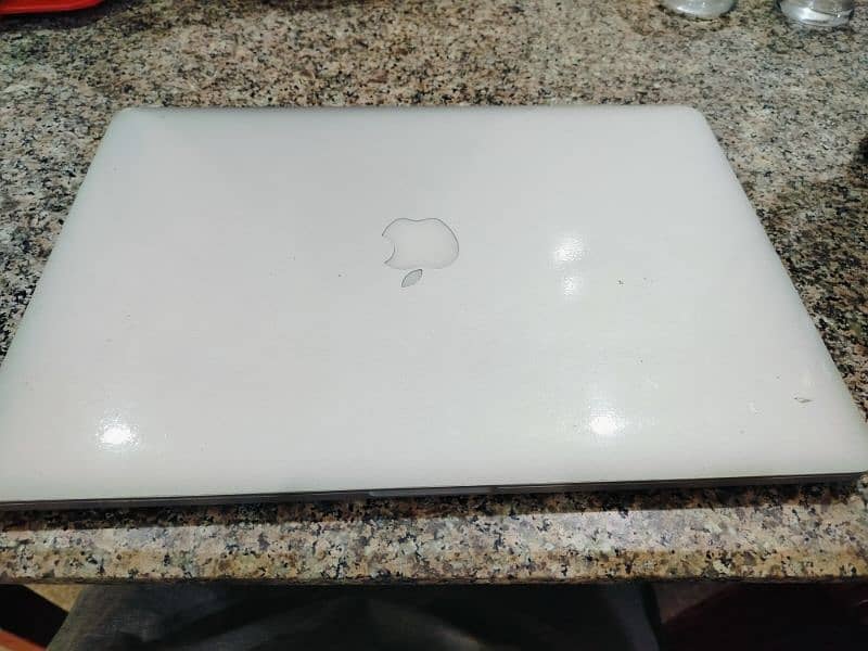 Macbook Pro 2012 Mid Core i7 fore sale 2