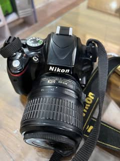 NIKON Digital D5100 with Original Strip