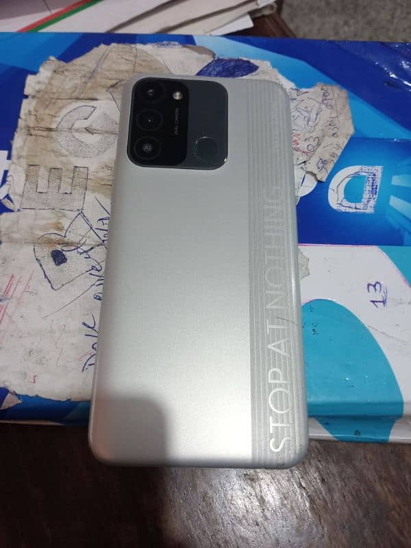 Tecno Spark 8C 2