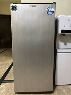 Dawlance Refrigerator Medium size Unused