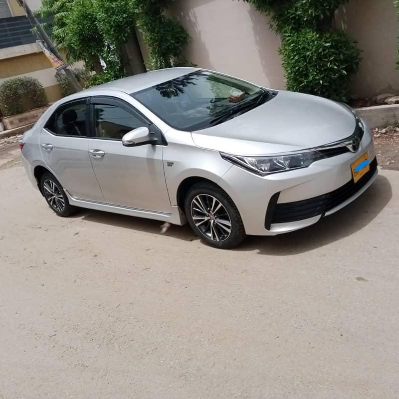 Toyota Corolla Altis 2017 5