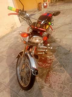 Honda 125 silver edition 5 gear