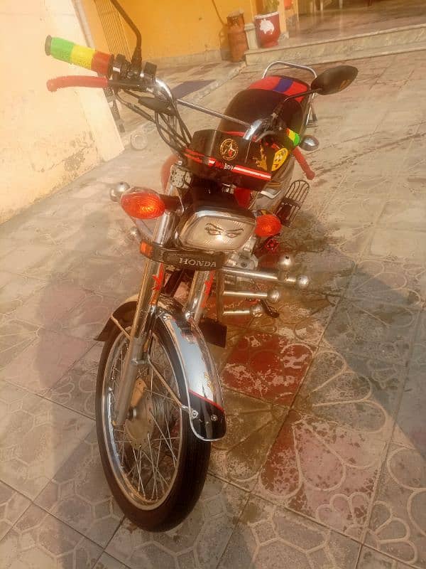 Honda 125 silver edition 5 gear 0