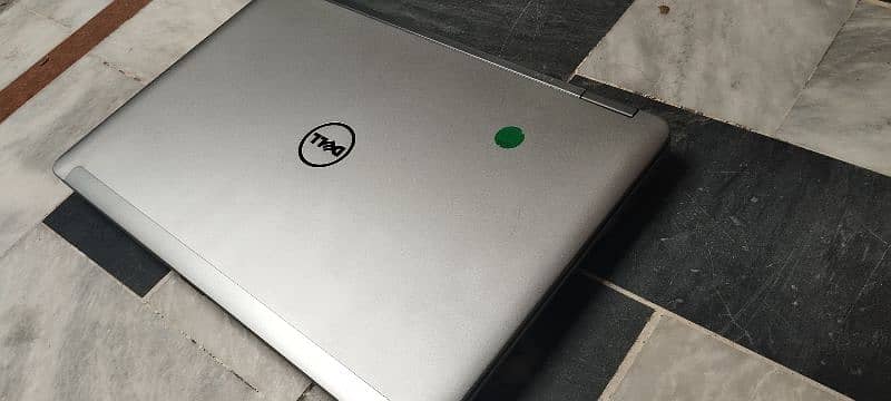 Dell i5 4th generation with 2gb graphic card 0