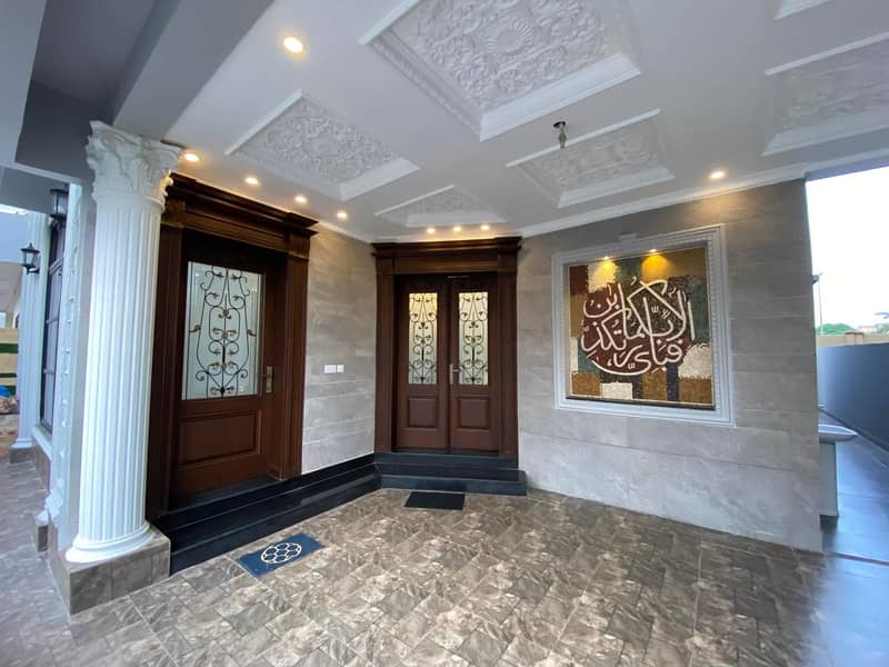 10 MARLA BEAUTIFUL HOUSE RECENTLY BUILD AND COMPLETED IS FOR SALE IN DHA PHASE 11 RAHBAR SECTOR 1 LAHORE 1