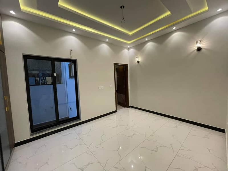 5 Marla Worth Seeing House On Top Location For Rent In DHA Phase 5 Lahore 4