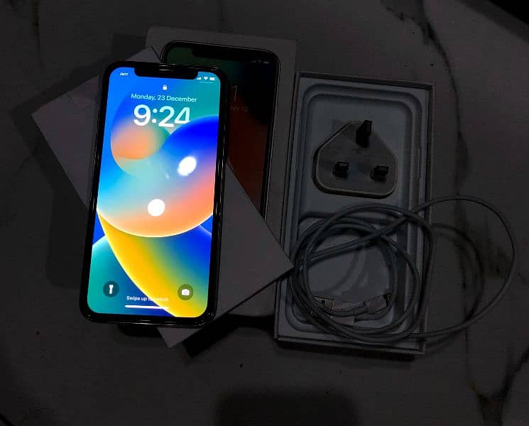 iphone x 256Gb pta approved with cabel charger All original read descr 1