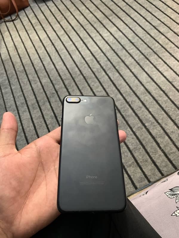 iphone 7plus 128gb pta approved FU 3