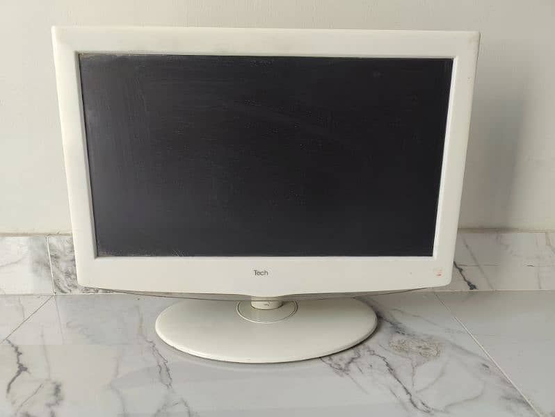 19 Inch TV LCD Computer 0