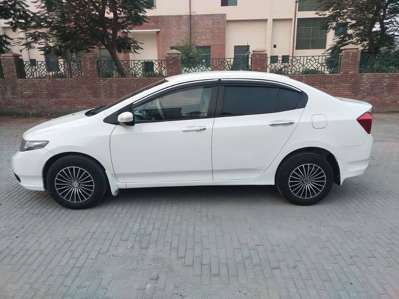 Honda City IVTEC 2016 16