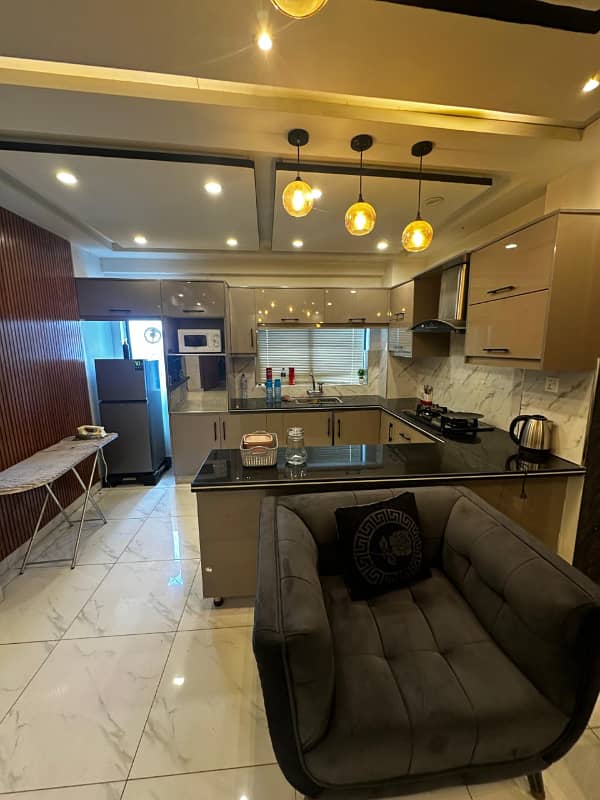 1 Bedroom VIP full furnishe flat for rent per day available in Bahia Town Lahore 3