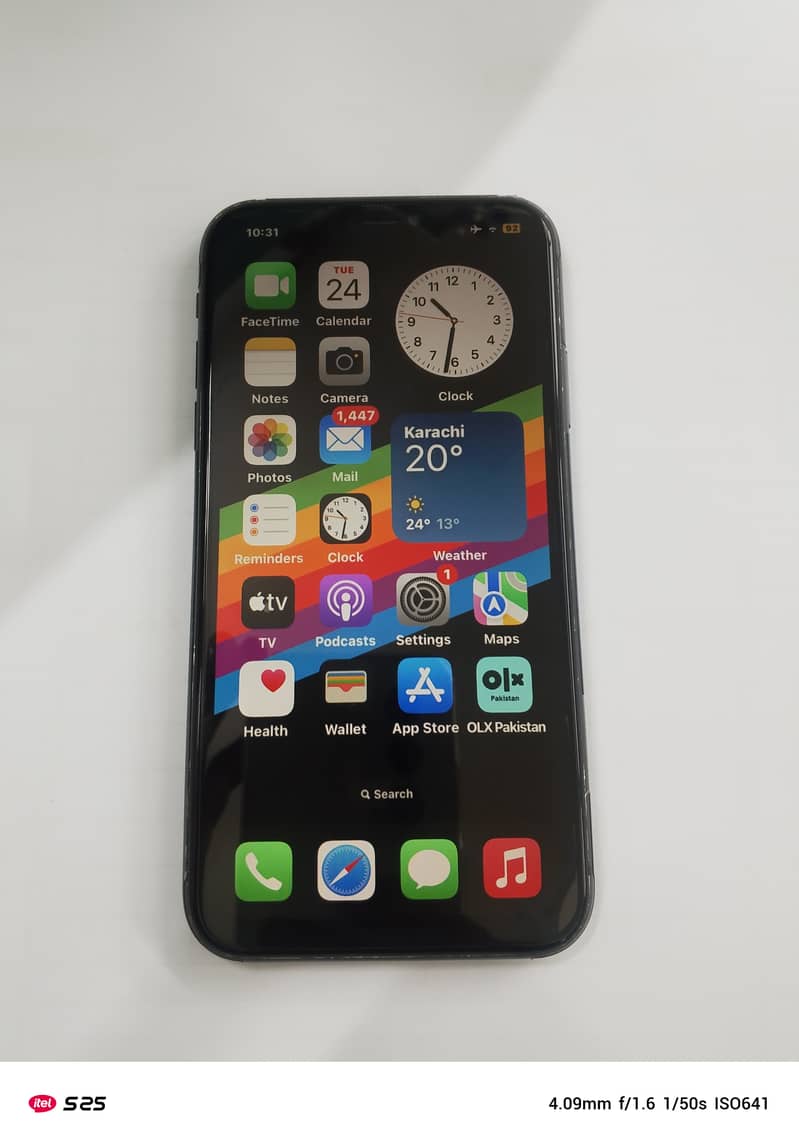 Apple iPhone 11 64gb factry unlock seald exchange possible 0