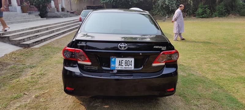 Toyota Corolla GLI 2013 4