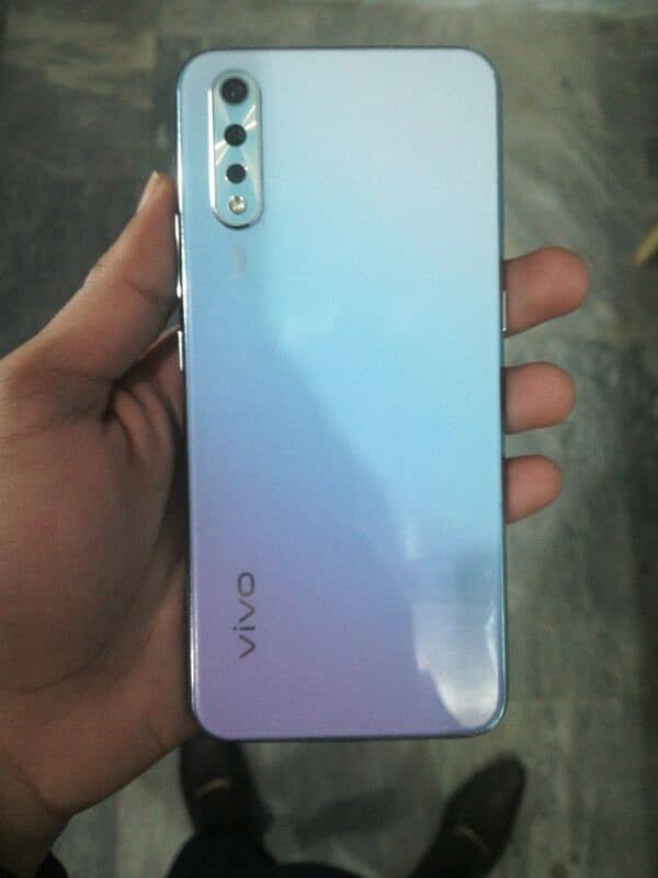 vivo s1 8gb ram 256gb memory pta approved ha all ok open nai hova abhi 1