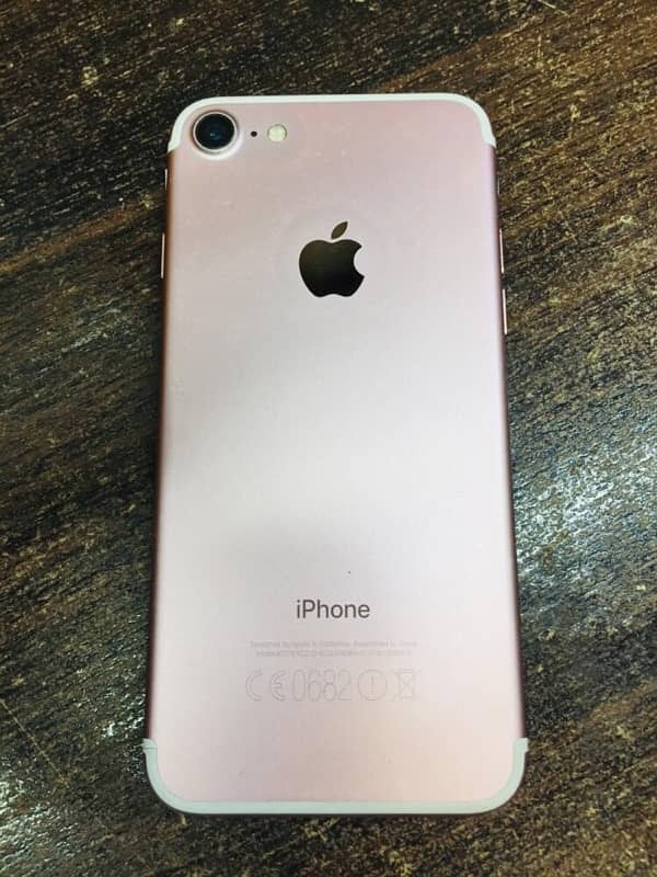 Apple iPhone 7  PTA APPROVED 1