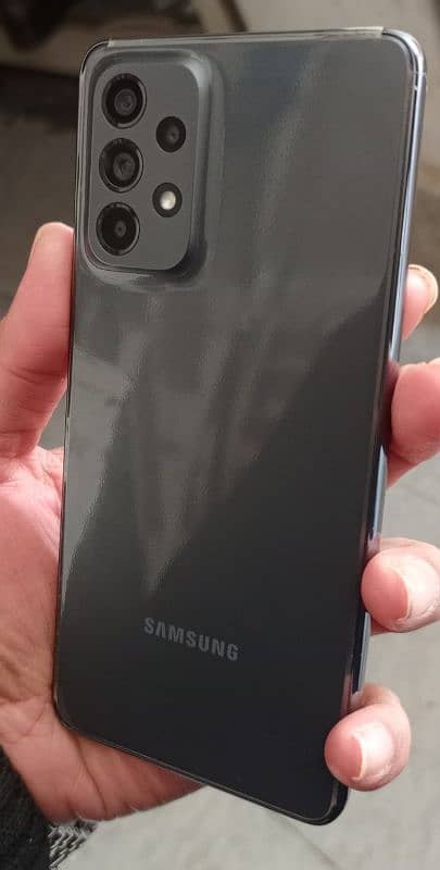 Samsung A73, 10/10 condition, used like new. 6