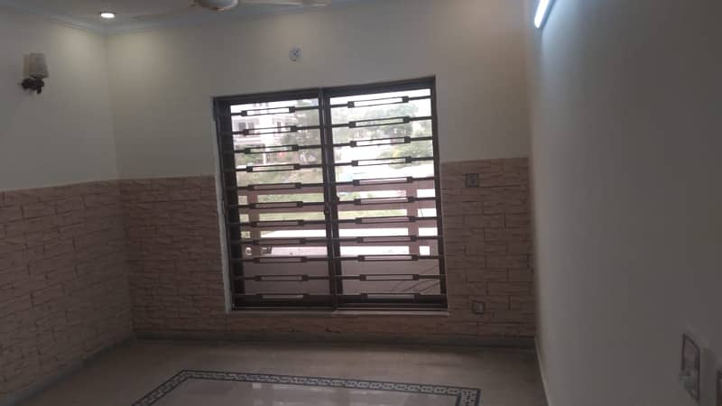 Single story house for rent 5 Marla in ghauri town phase 7 Islamabad 7