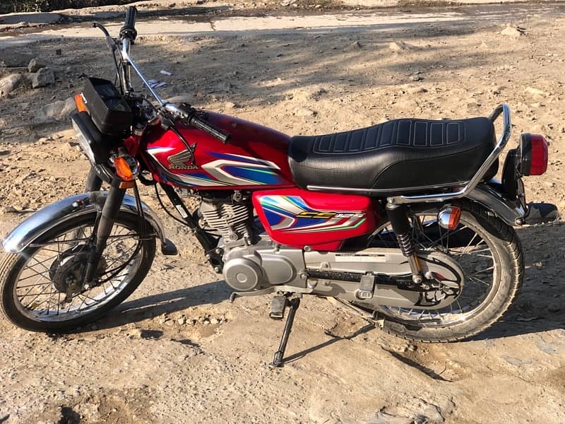 Honda CG-125 2022 Model 2